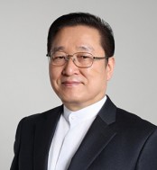 한산섭 목사.jpg